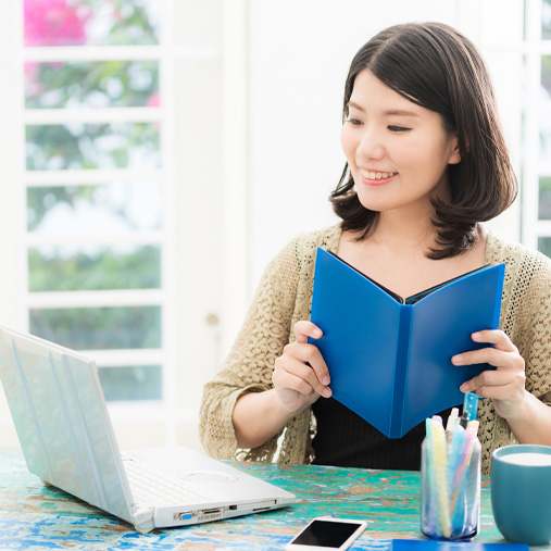 Women beauty presents